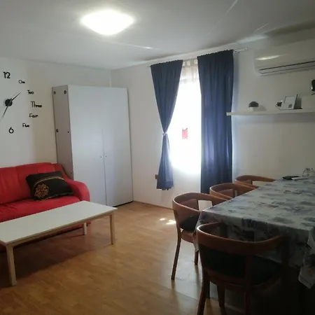 Kuca Melita -jacuzzi Ferienhaus Kastav